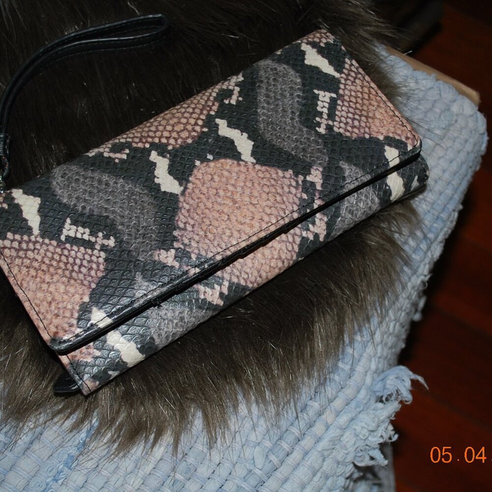 Inc Snake Skin look  Complete Wallet